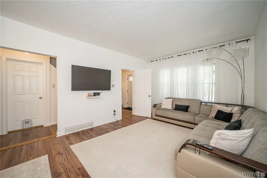 37 Glor Street, Buffalo, NY 14207 - #3
