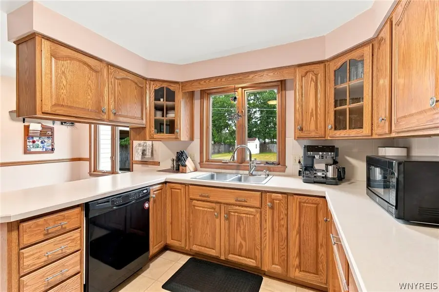53 Pinewood Drive, Buffalo, NY 14224 - #2