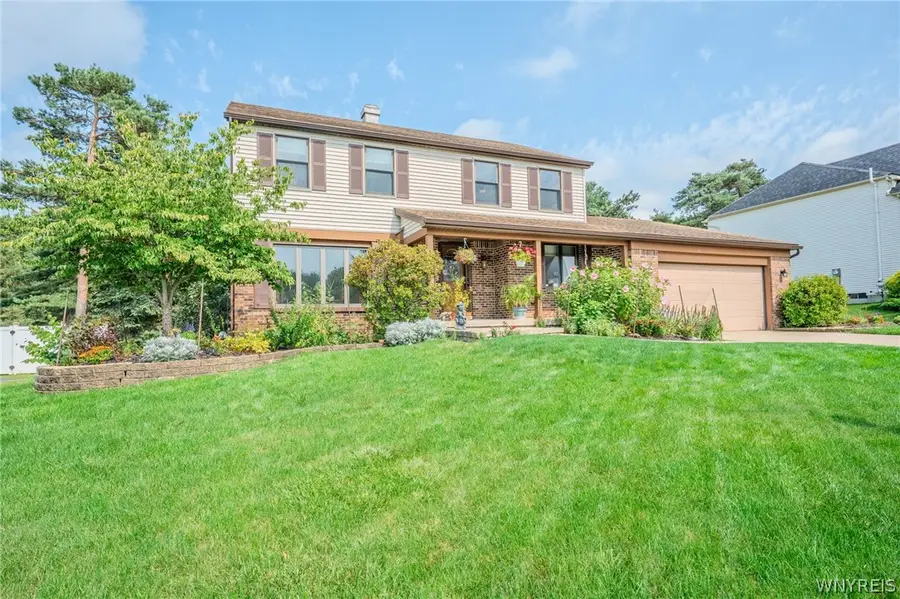 16 Cedar Ridge Drive, West Seneca, NY 14224 - #2
