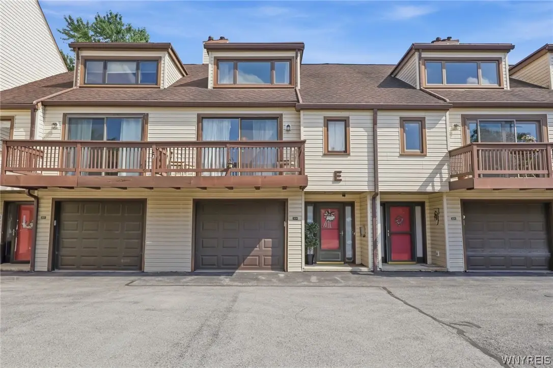 206 Old Meadow Drive, East Amherst, NY 14051 - #1