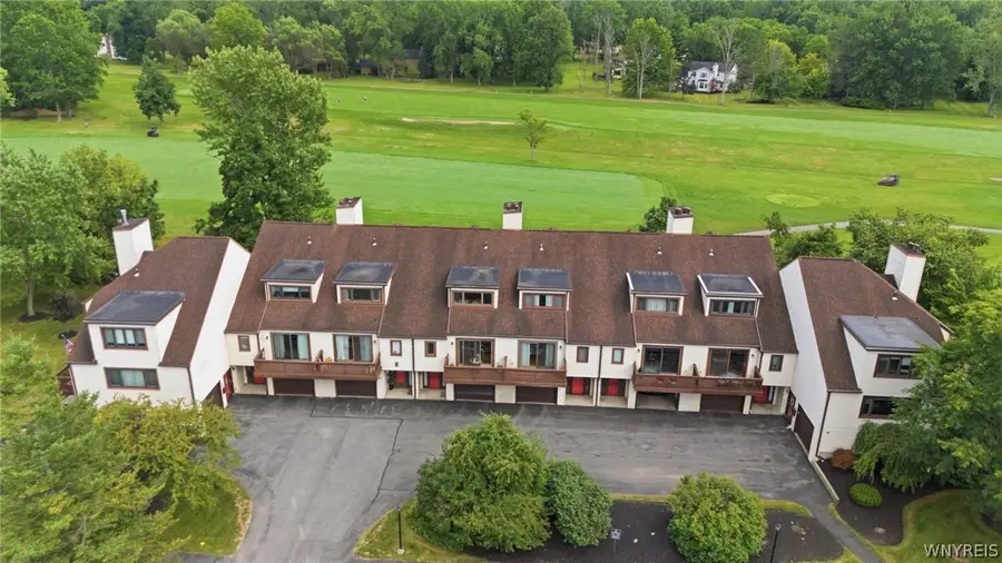 206 Old Meadow Drive, East Amherst, NY 14051 - #2