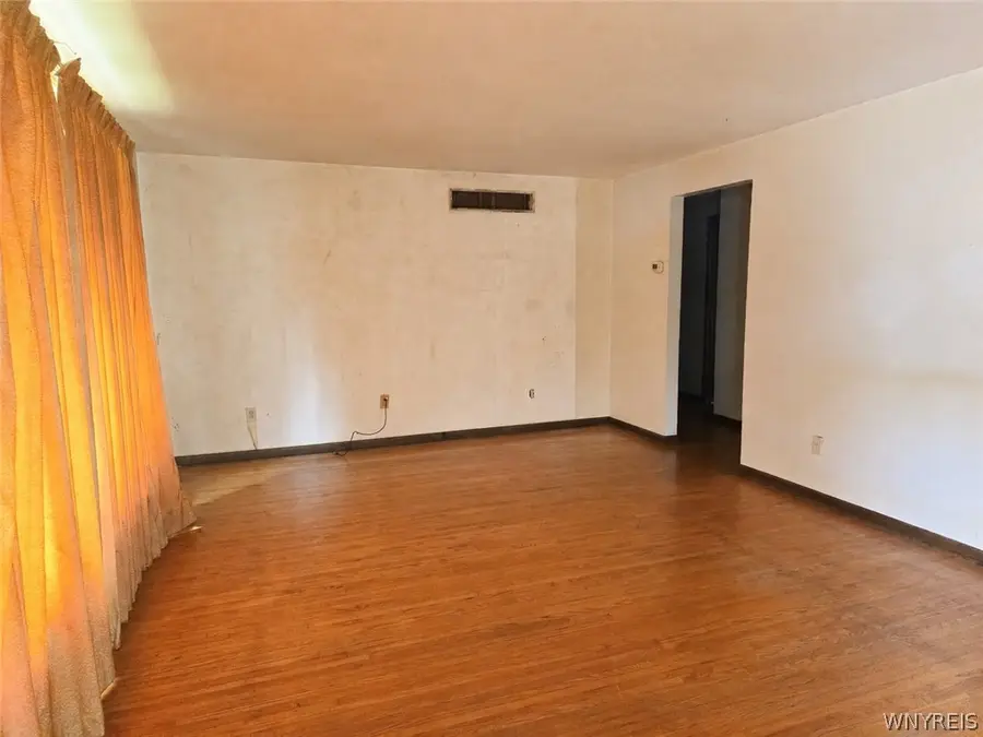177 Iris Avenue, West Seneca, NY 14224 - #3
