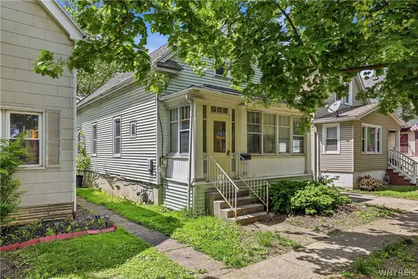 136 Humason Avenue, Buffalo, NY 14211