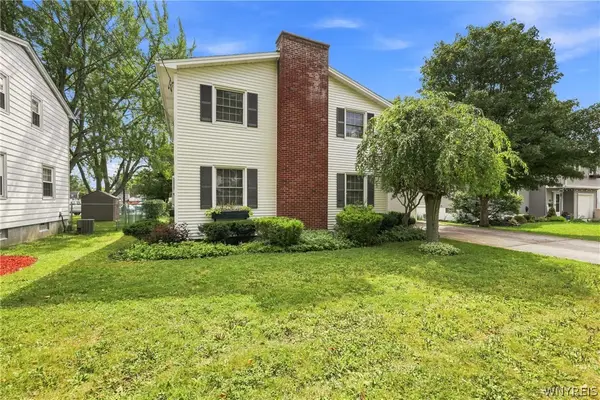 77 Mark Avenue, Hamburg, NY 14075