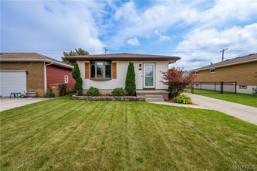 121 Saint Felix Avenue, Buffalo, NY 14227 - #2