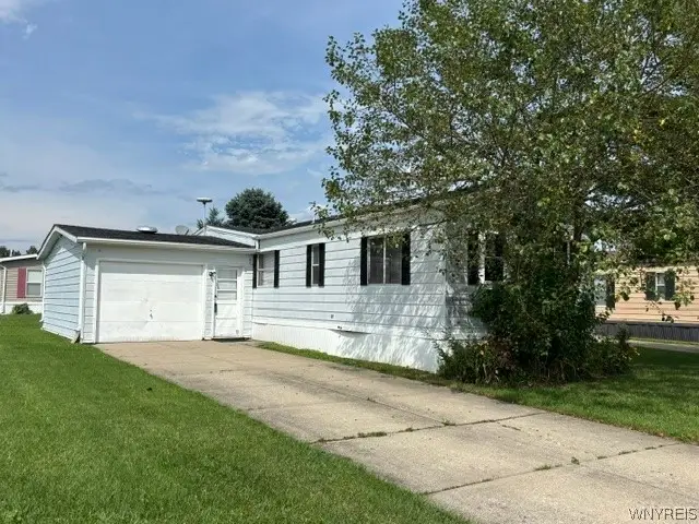 37 Golden Pond, Akron, NY 14001 - #1