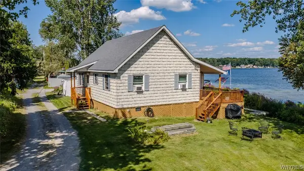 123 N Rainbow Shores Road, Pulaski, NY 13142