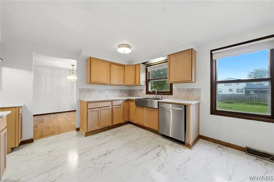 48 Foxhunt Road, Lancaster, NY 14086 - #3