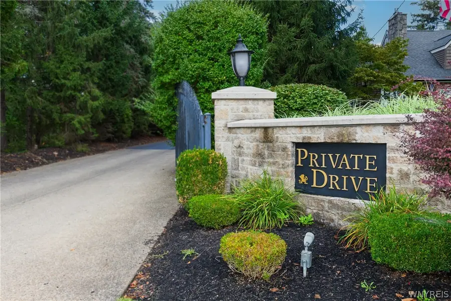 68 Brice Landing Court, East Amherst, NY 14051 - #2