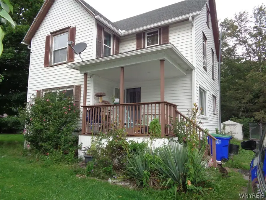 429 E Oak Orchard Street, Medina, NY 14103 - #2