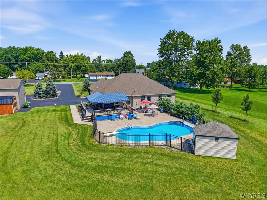 4922 Beach Ridge Road, Lockport, NY 14094 - #2