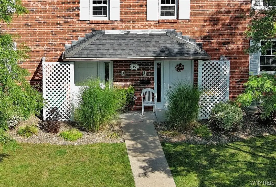19 Crownview, Hamburg, NY 14075 - #1