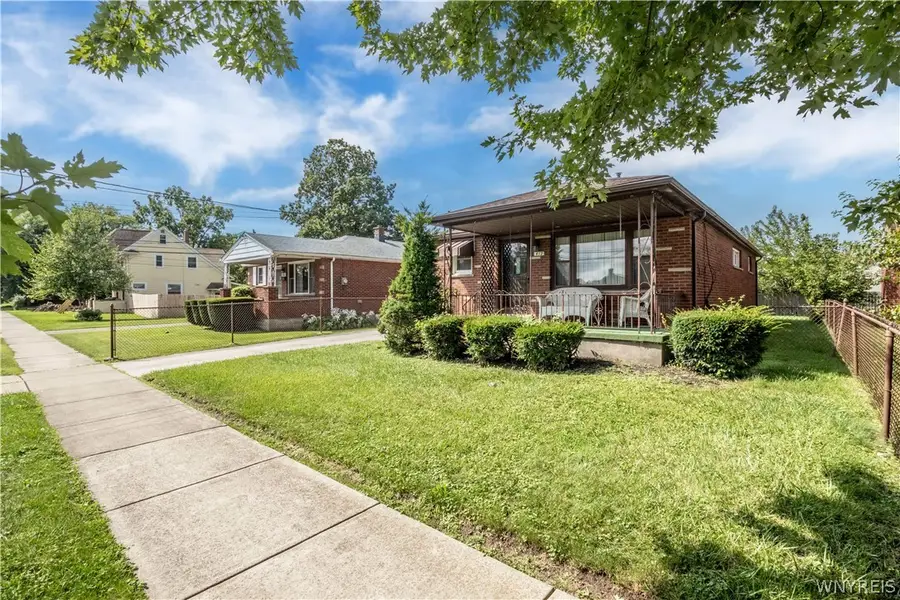 412 72nd Street, Niagara Falls, NY 14304 - #2