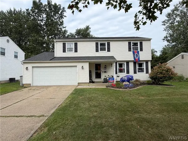 64 Meadow Run, Hamburg, NY 14075