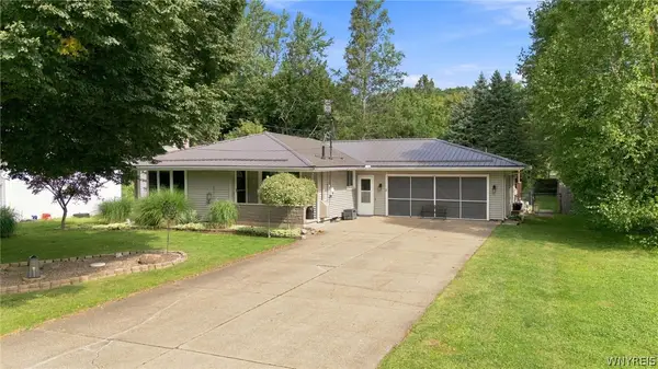 4964 Armor Drive, Hamburg, NY 14075