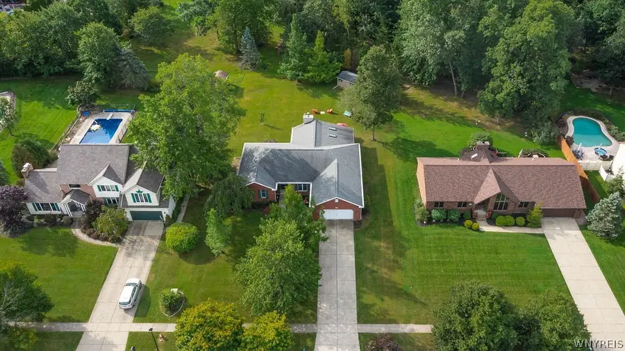 42 Trails End, Grand Island, NY 14072 - #3