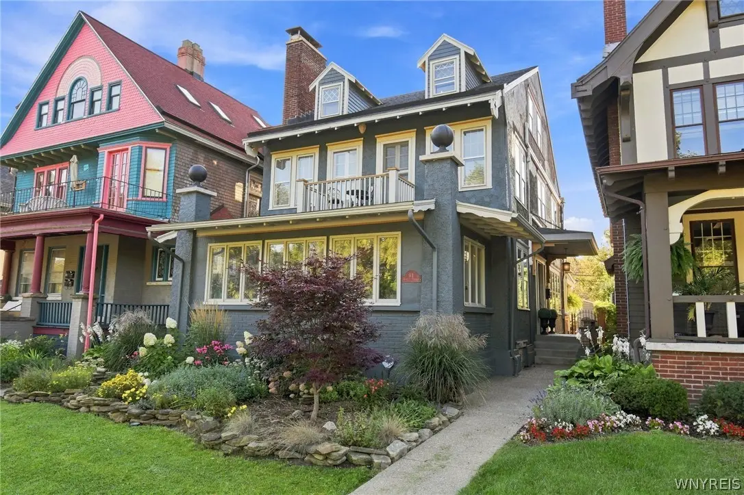 43 Bidwell Parkway, Buffalo, NY 14222 - #1