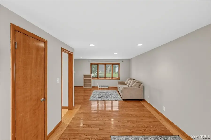 207 Renwood Avenue, Buffalo, NY 14217 - #3