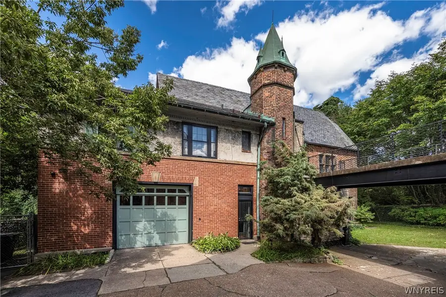 21 Mayfair Lane, Buffalo, NY 14201 - #3