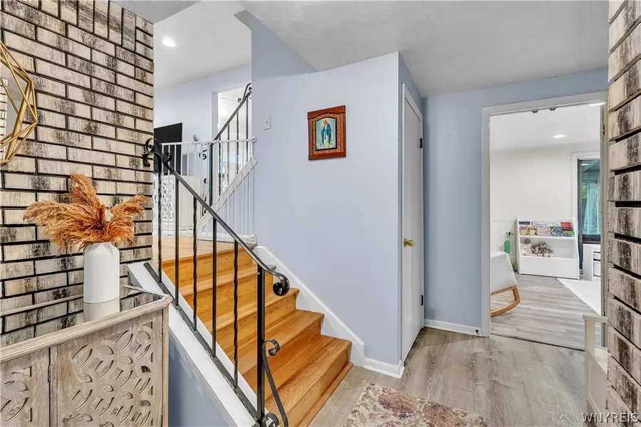 55 W Cavalier Drive, Buffalo, NY 14227 - #3