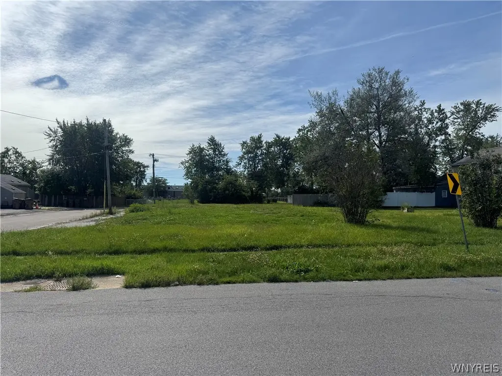 9 Drake Drive, Buffalo, NY 14225 - #1