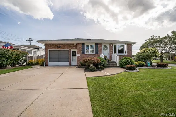 7 Mary Lou Lane, Depew, NY 14043