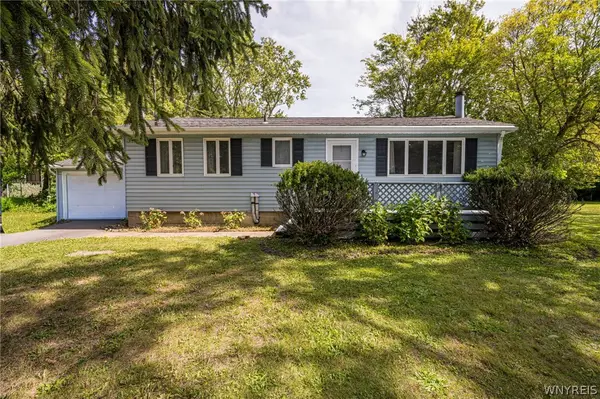 6419 Milestrip Road, Orchard Park, NY 14127