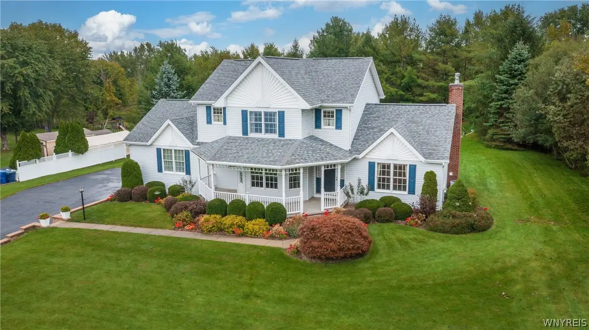 4903 Shawnee Road, Sanborn, NY 14132 - #1