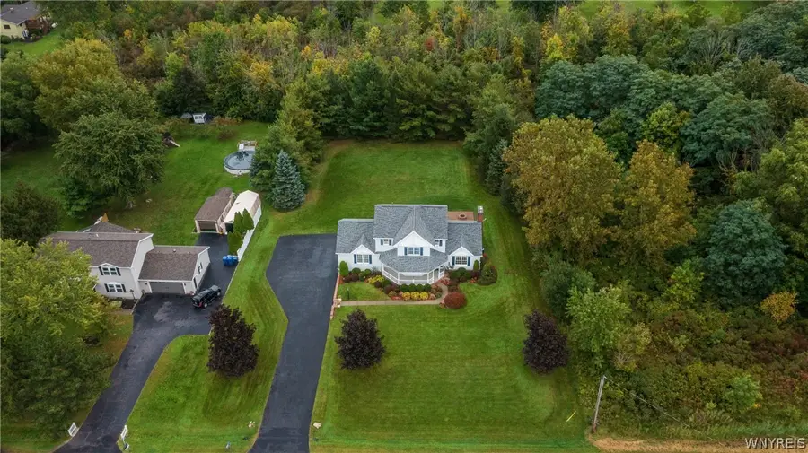 4903 Shawnee Road, Sanborn, NY 14132 - #3