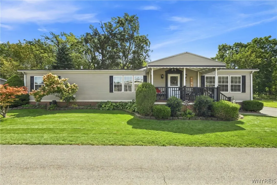 9801 Limehouse Drive, Clarence, NY 14031 - #1
