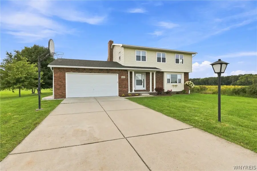 6612 Townline Road, North Tonawanda, NY 14120 - #2
