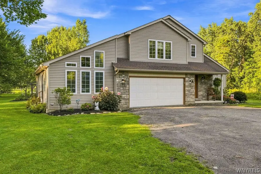 360 Tonawanda Creek Road, Amherst, NY 14228 - #3