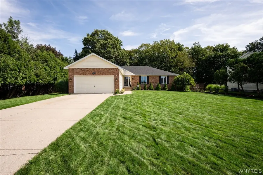 8959 Candlewood Lane, Clarence Center, NY 14032 - #2