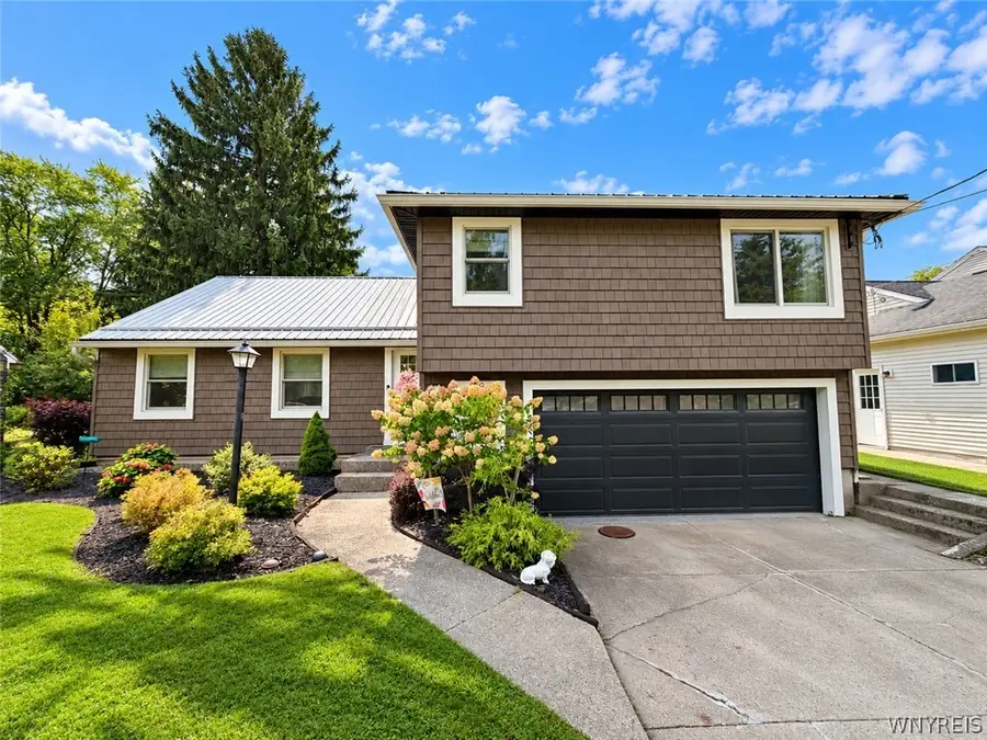 29 Parkside Avenue, Hamburg, NY 14075 - #2