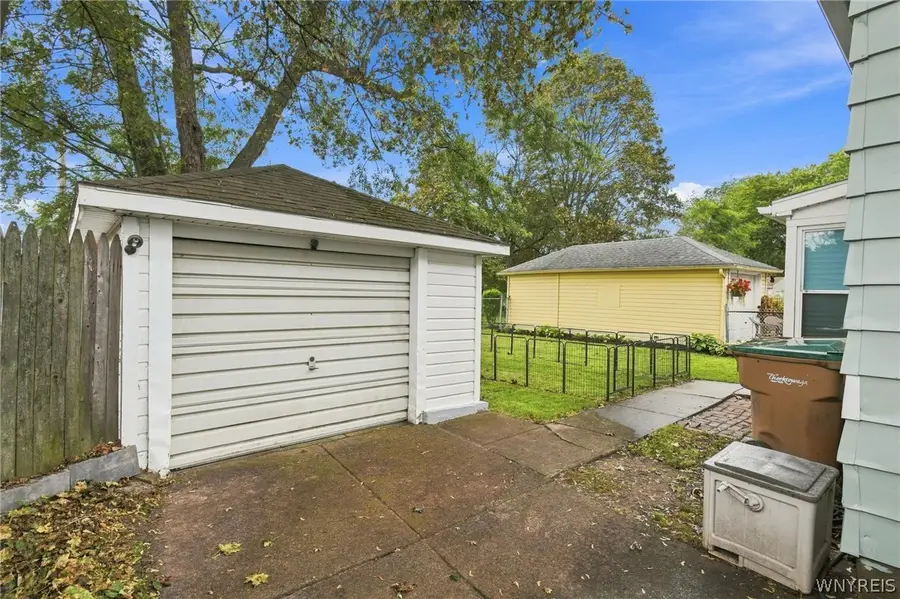 1111 Cleveland Drive, Cheektowaga, NY 14225 - #2