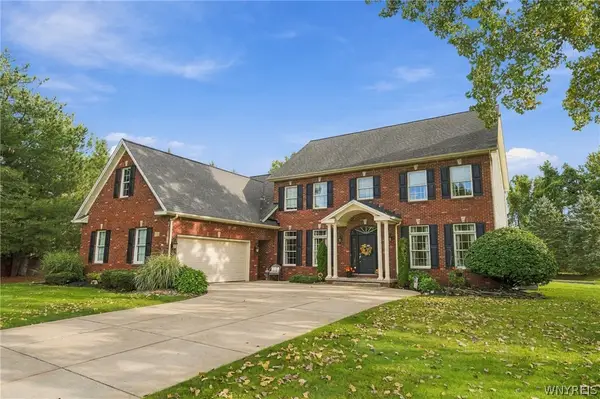 108 Laurel Lane, Buffalo, NY 14221