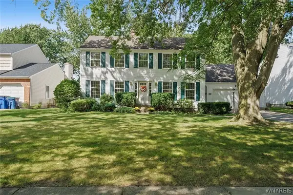 102 Carriage Circle, Buffalo, NY 14221