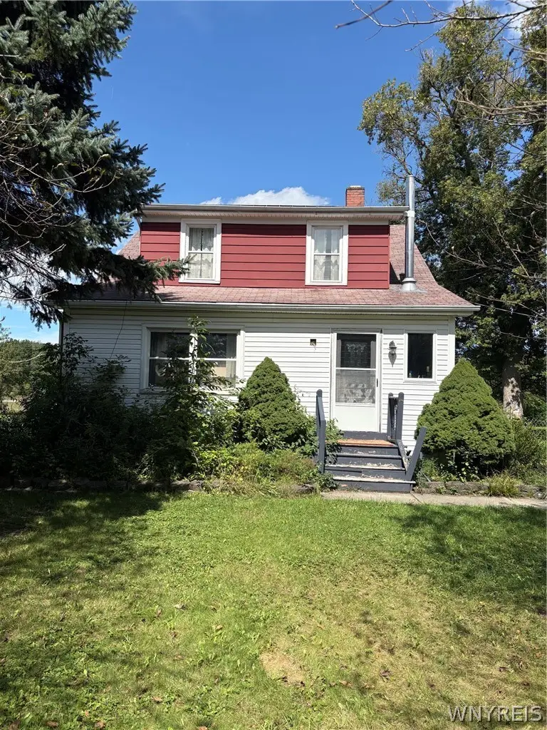 6910 W Britton Drive, Niagara Falls, NY 14305 - #1