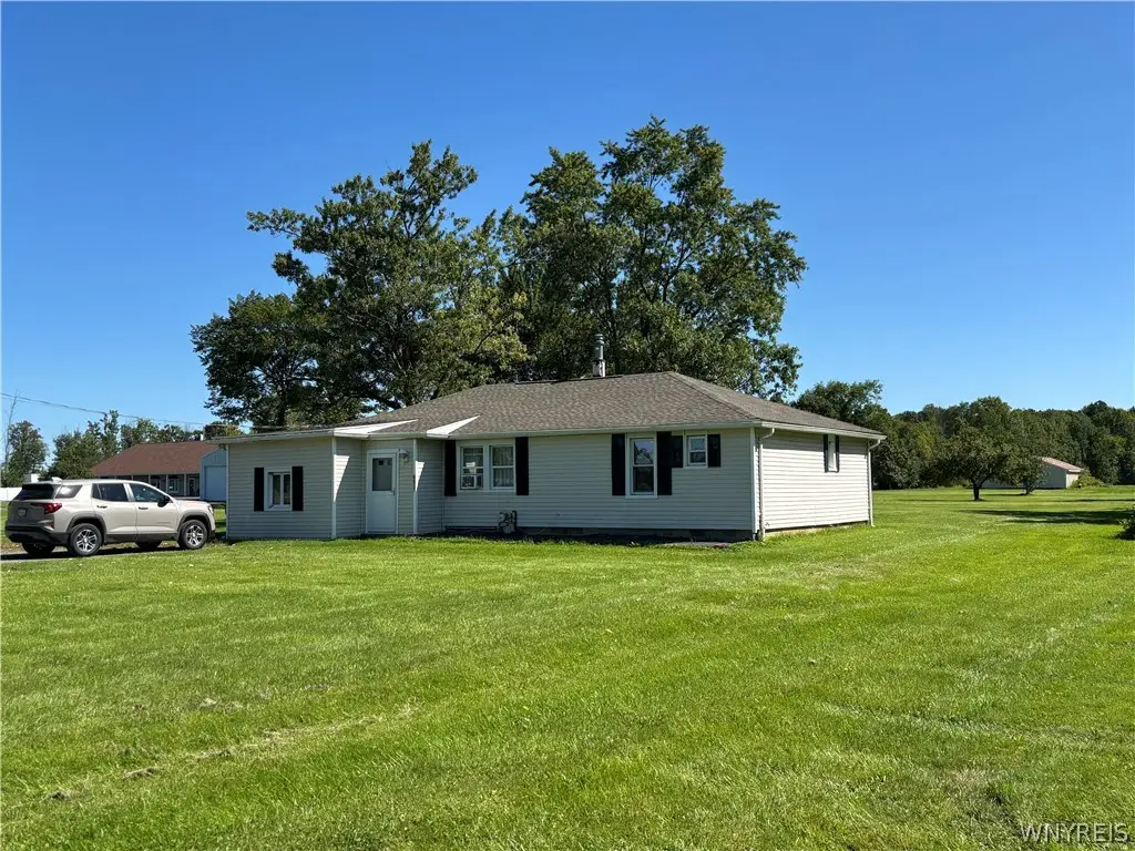 6615 S Transit Road, Lockport, NY 14094 - #1
