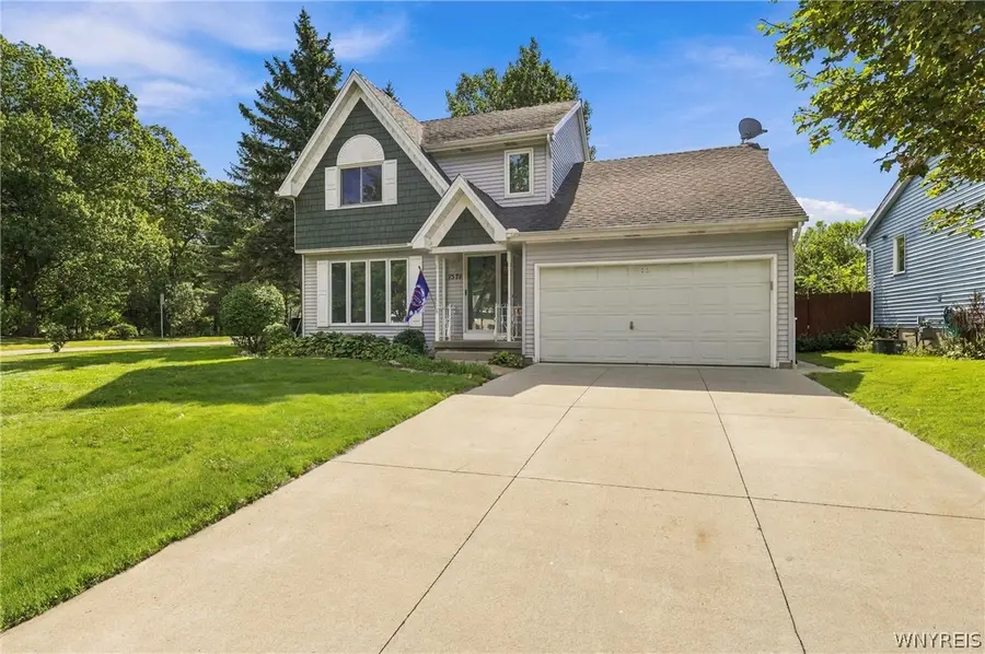 1571 Sundance, Lake View, NY 14085 - #2