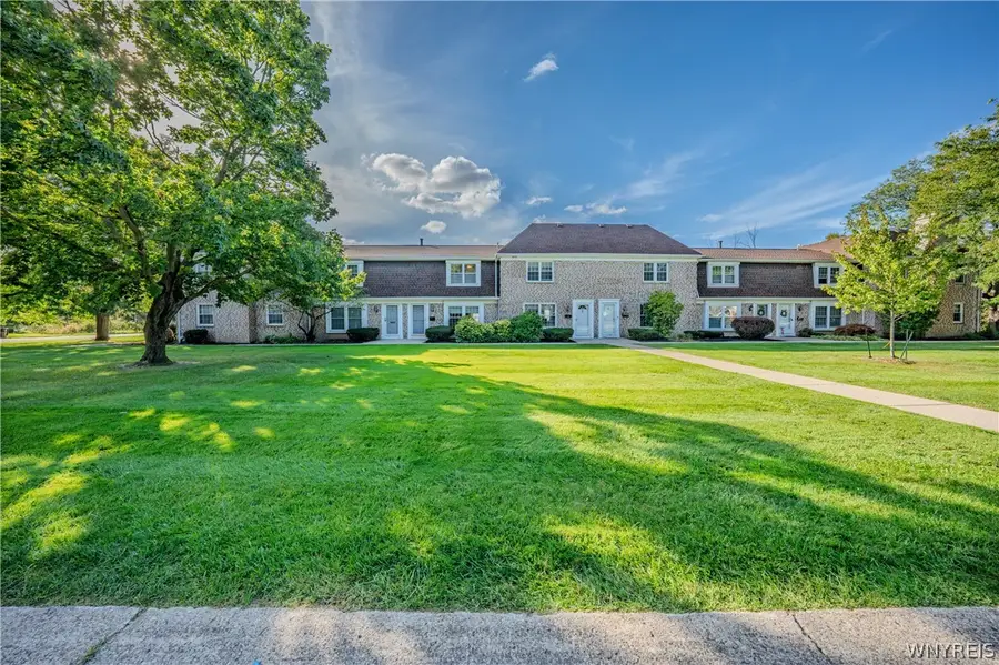 105 Carriage Drive #3, Orchard Park, NY 14127 - #2