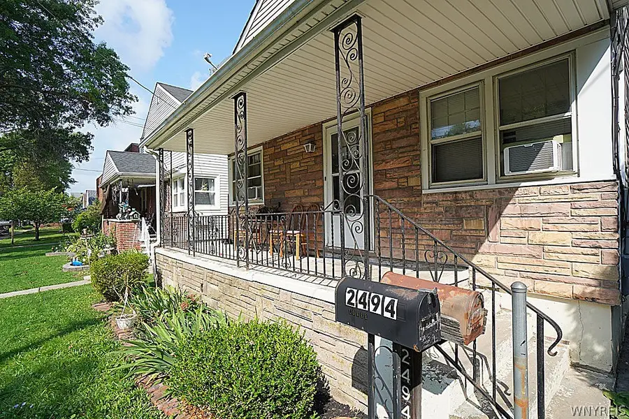 2494 Grand Avenue, Niagara Falls, NY 14301 - #3