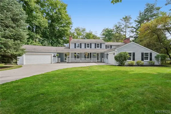 53 Stonehenge Drive, Orchard Park, NY 14127