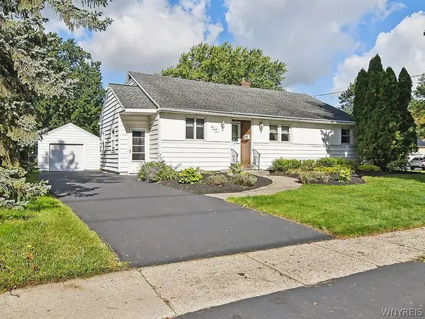 193 Aurora Street, Lancaster, NY 14086