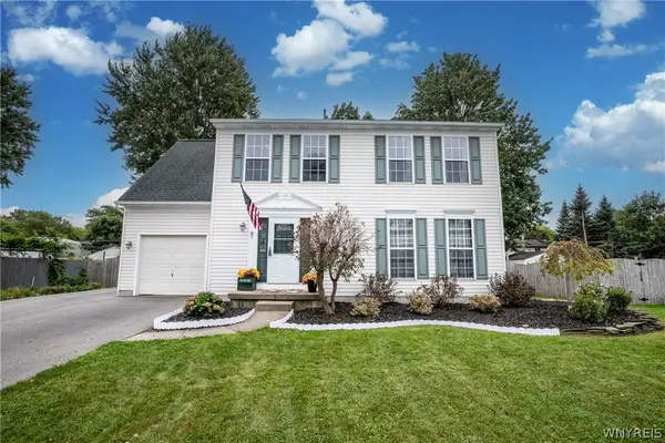 87 Azure Pine Court, Buffalo, NY 14228
