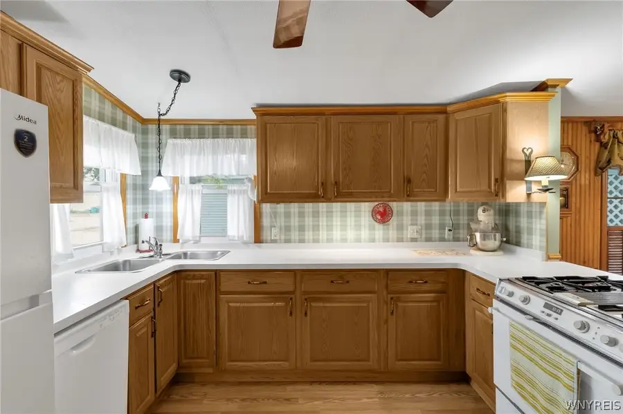 57 Golden Pond, Akron, NY 14001 - #2