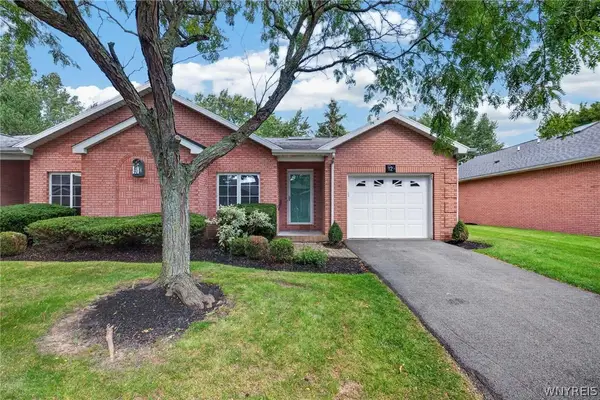 12 Woodpointe, Buffalo, NY 14221