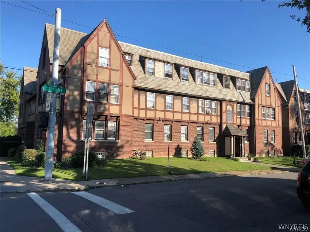 565 7th Street, Niagara Falls, NY 14301 - #1