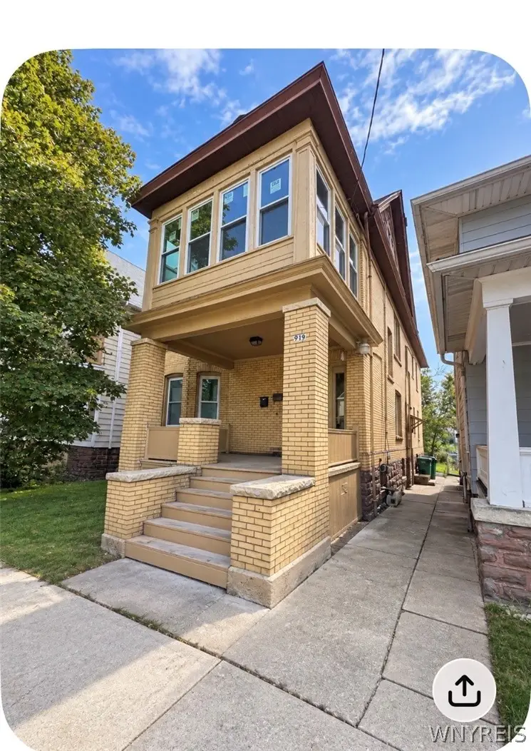 919 Ferry Avenue, Niagara Falls, NY 14301 - #2
