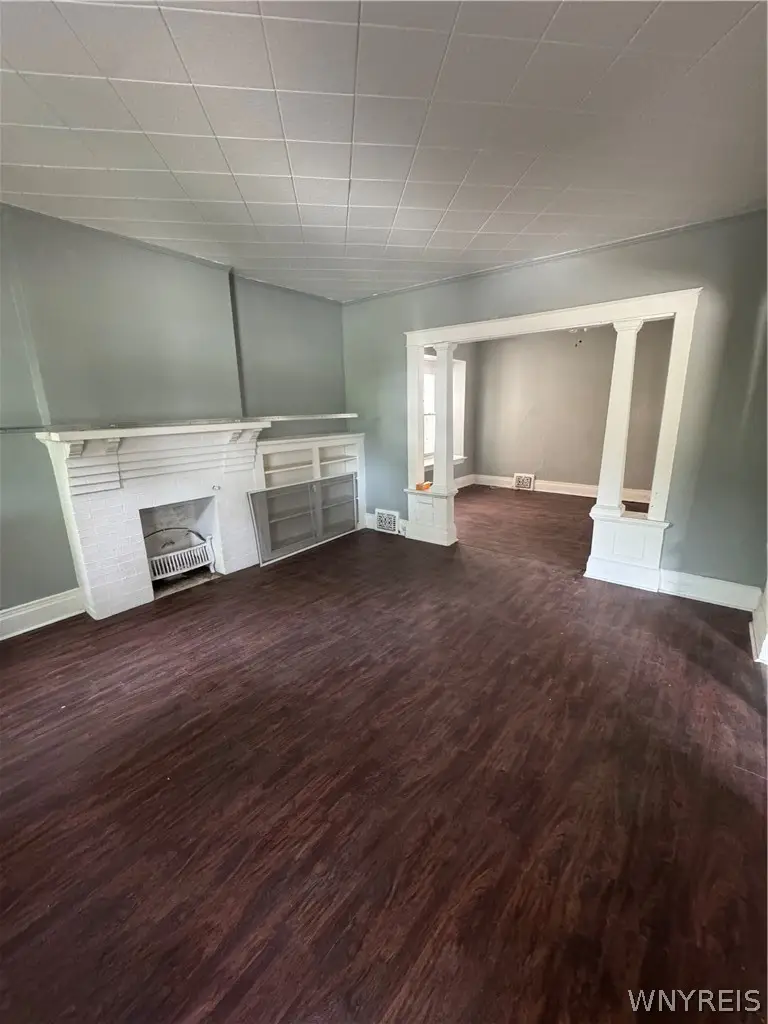 919 Ferry Avenue, Niagara Falls, NY 14301 - #3
